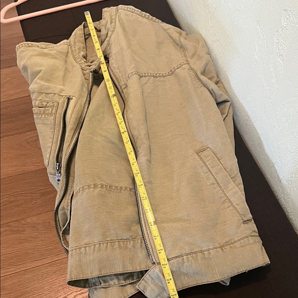 #**Unisex Cream Color Guess Jean Jacket. Military Style - Picture 9 of 14